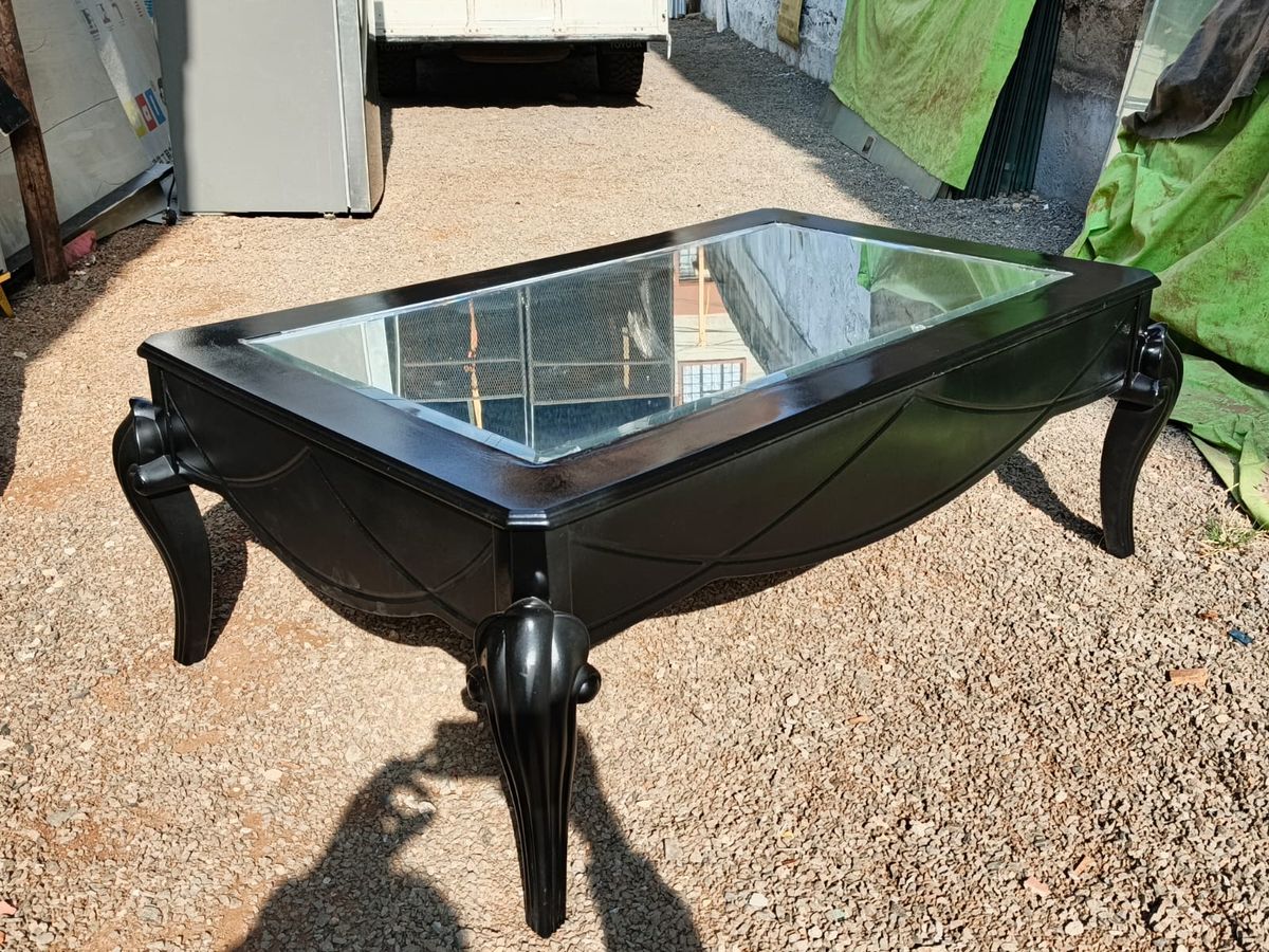 Elegant Black Glass - Top Coffee Table