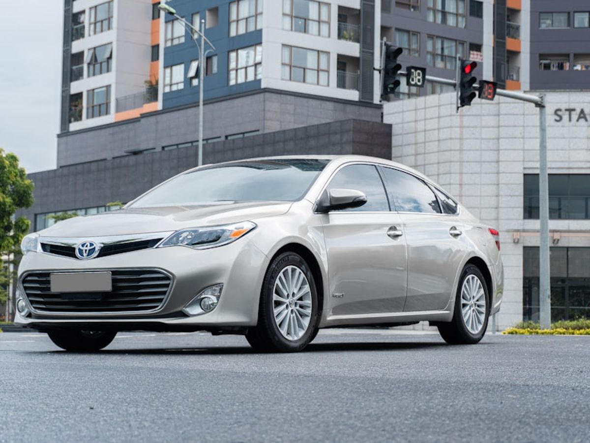 Toyota Fielder 2014 — Silver